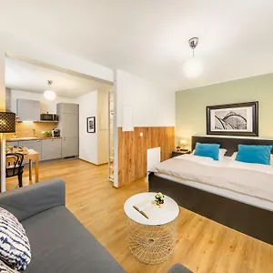 4* Hotel apartamentowy Citadines South