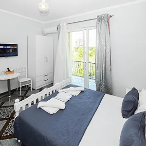 Otel Fama ***