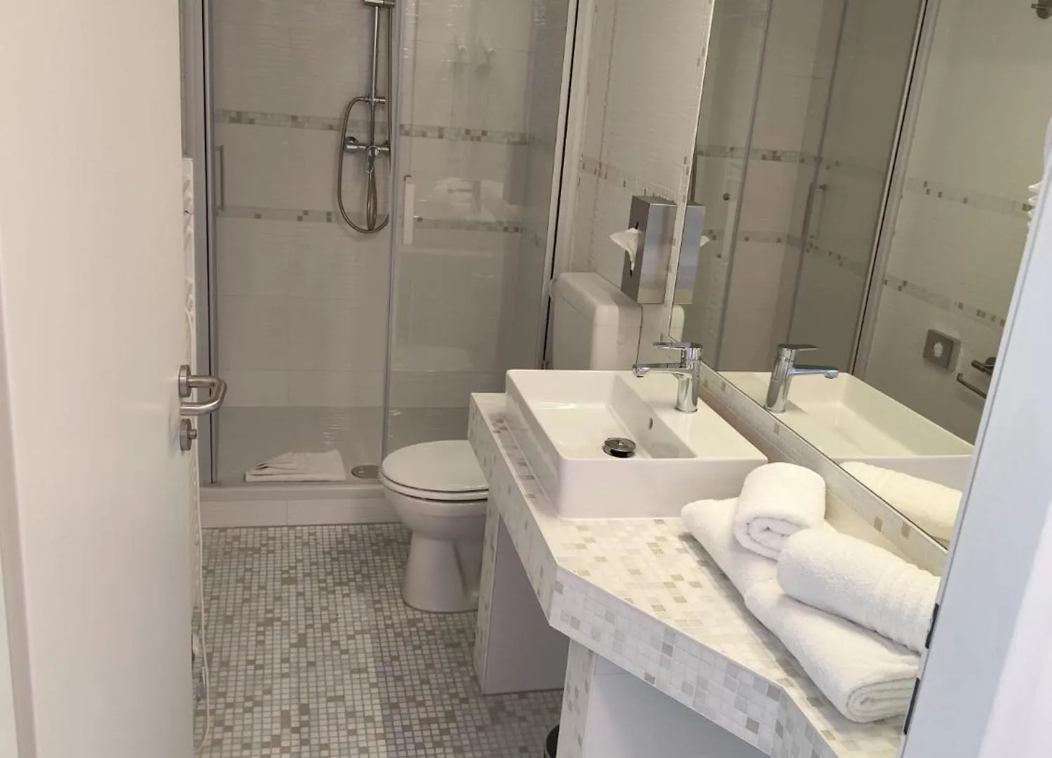 Ch-Hotel Luka Wien Gasthof